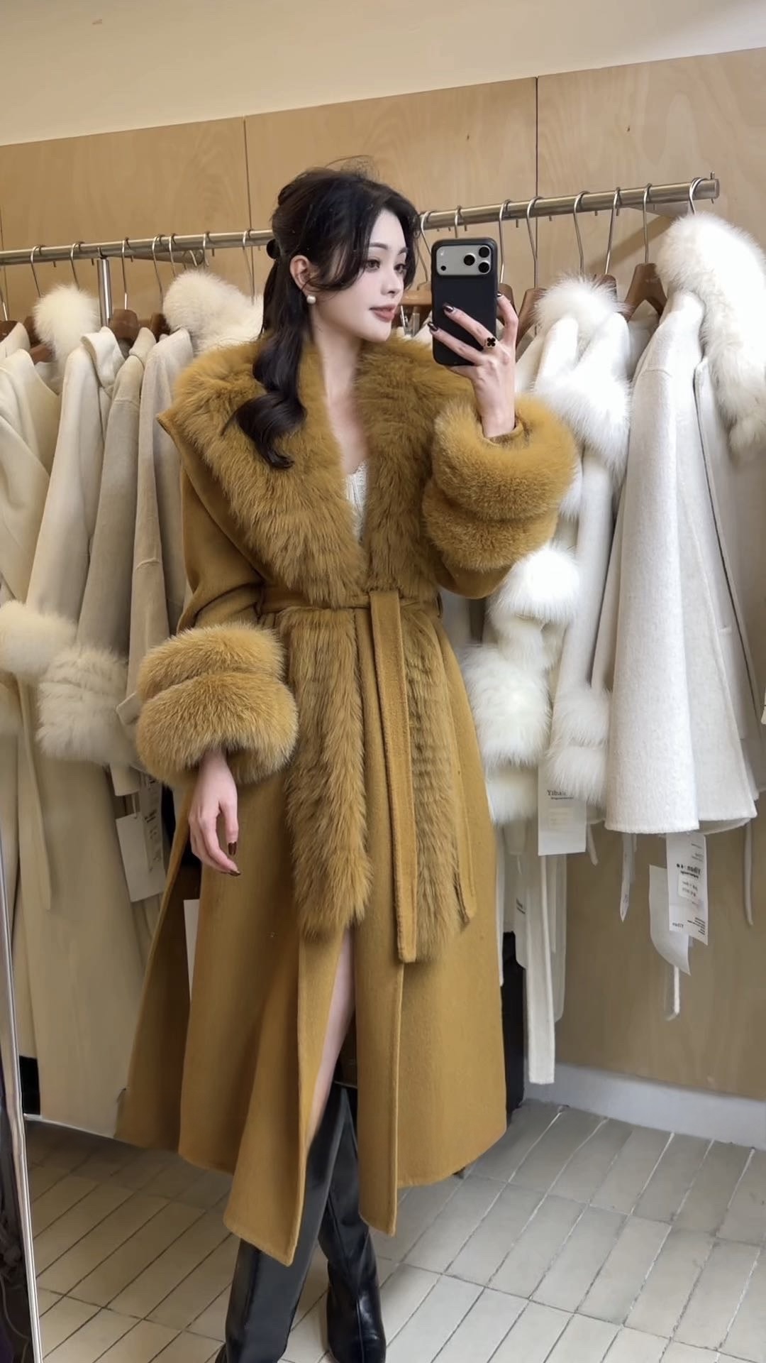 Áo Khoác Dạ Lông Tự Nhiên 